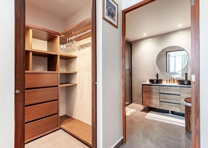 Luxury With Amazing Pool, Gym, Sauna, Wifi Apartment
